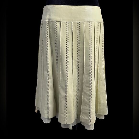 Per Se 100% Leather Pleated Skirt (8) - Picture 3 of 5